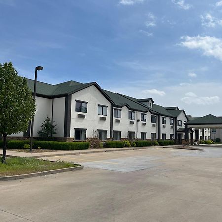 Days Inn By Wyndham Coffeyville, Kansas Exterior photo