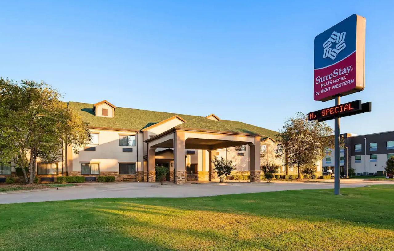 Days Inn By Wyndham Coffeyville, Kansas Exterior photo
