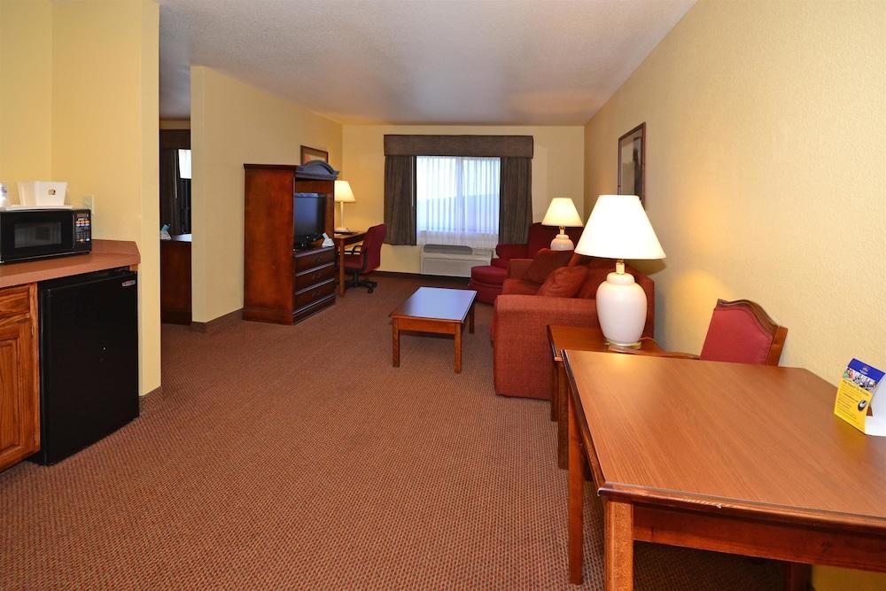 Days Inn By Wyndham Coffeyville, Kansas Exterior photo