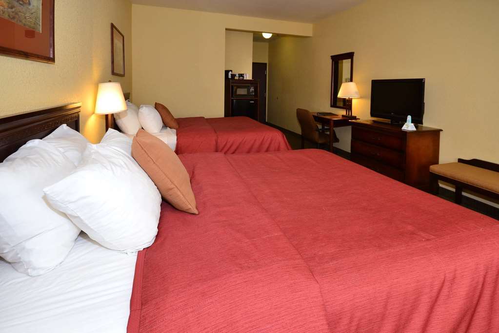 Days Inn By Wyndham Coffeyville, Kansas Room photo